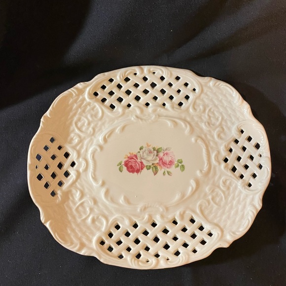 Formalities by Baum Brother’s Floral Plate - Picture 3 of 4